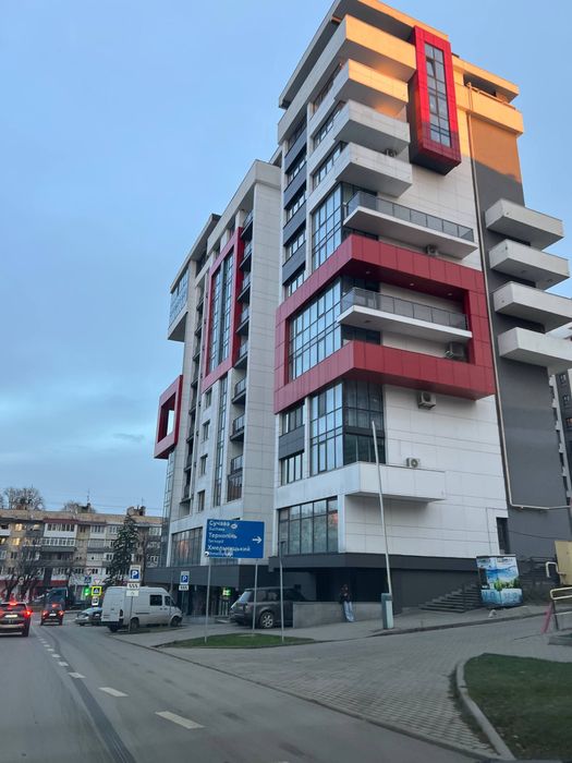 Продаж квартири в одному з найгарніших будинків Чернівців «CUBE HOUSE»