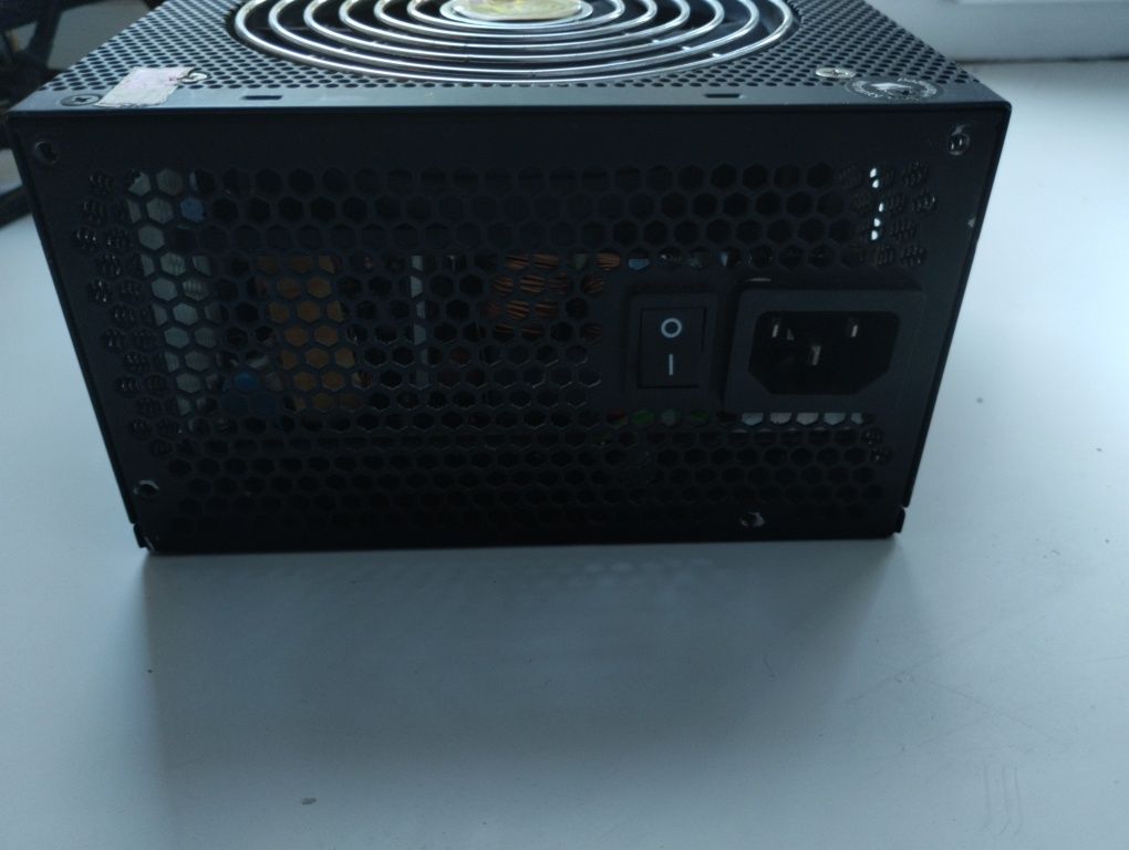 Блок питания HIPER Type M 530W (HPU-4M530-PU)
