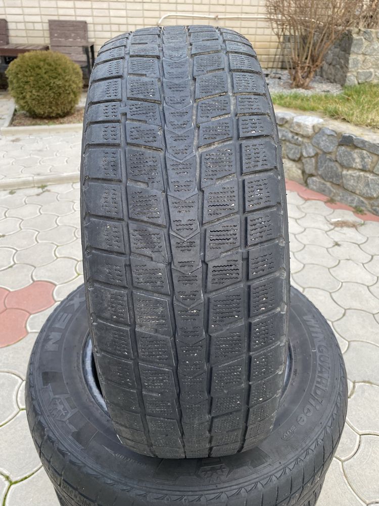 Nexen 235/65 R17