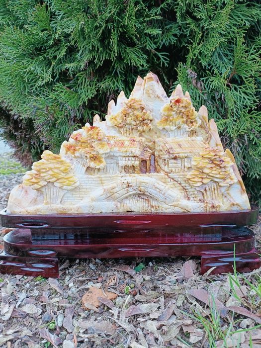 Grande imagem de aldeia em Ónix