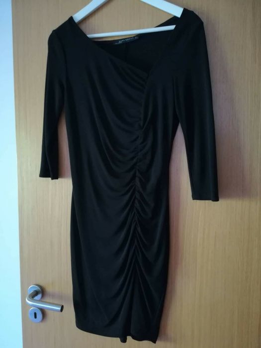 Vestido preto S marca Zara