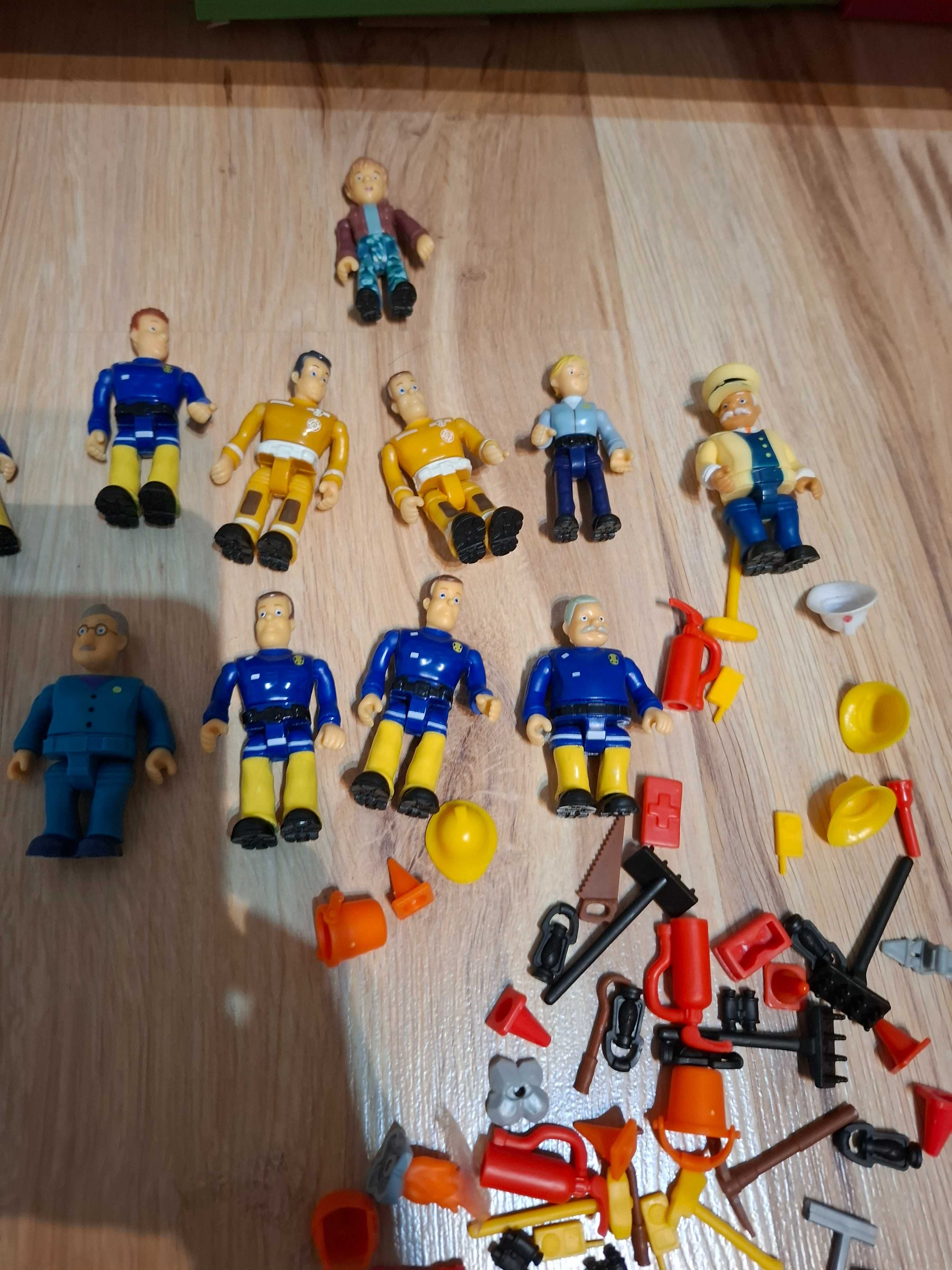 Figurki z bajki strażak sam wraz z akcesoriami