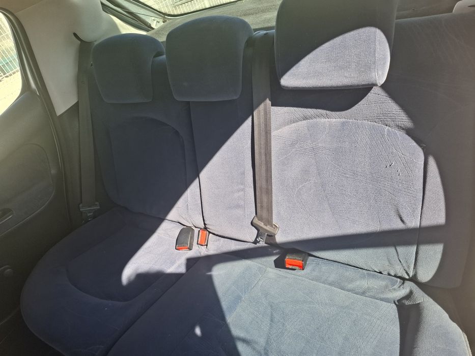 Pegeout 206 1.1 2001/08 Gasolina com 176,293km