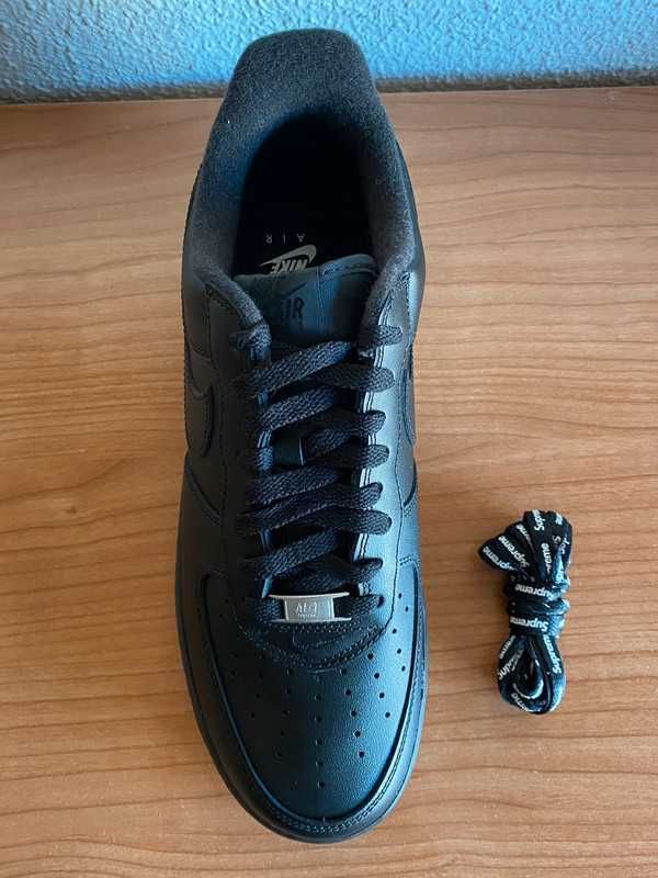 Nike Air Force 1 Low Supreme Black r-40