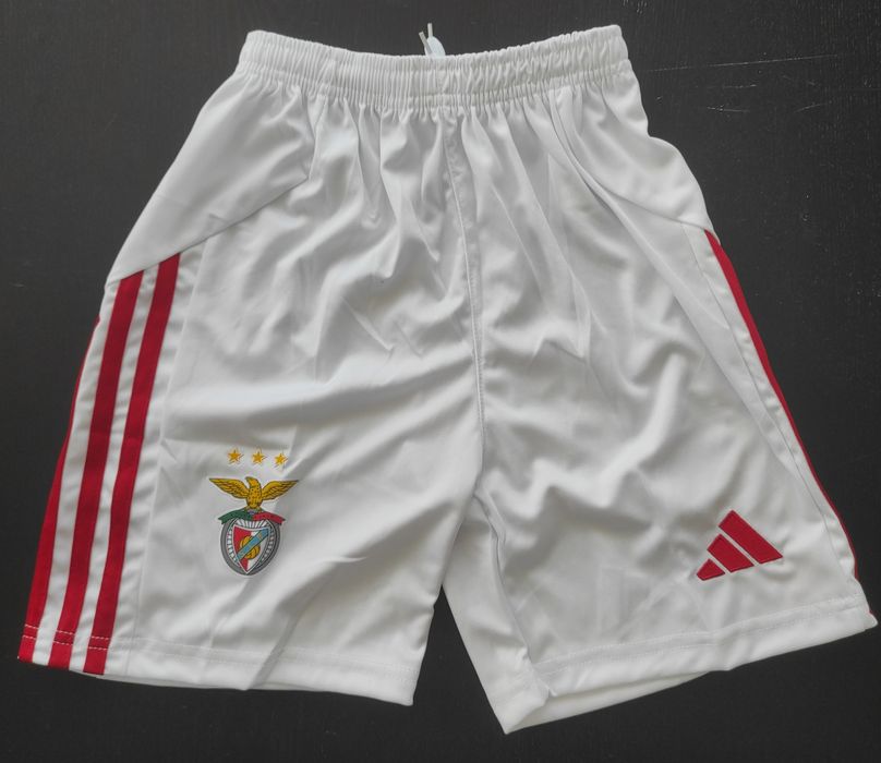 Equipamento de criança do Benfica, época 25/26, dos 6 aos 13 anos