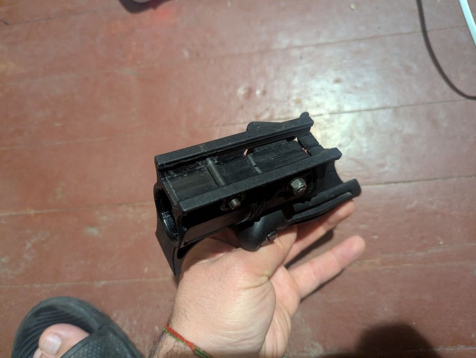 Глушник Стрела 5.45, рукоятка, ручка переносу вогню