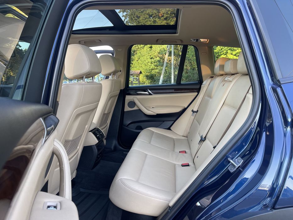 Продам BMW X3 x-Drive в максималній комплектації!