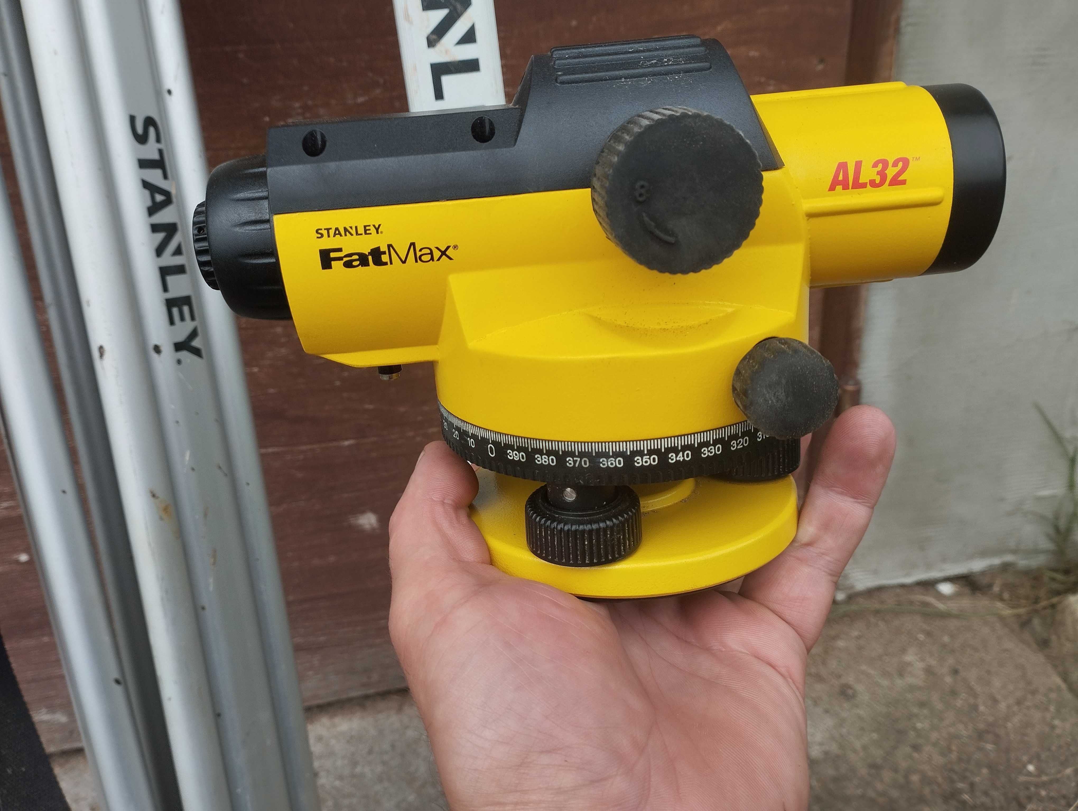 Niwelator Stanley AL32