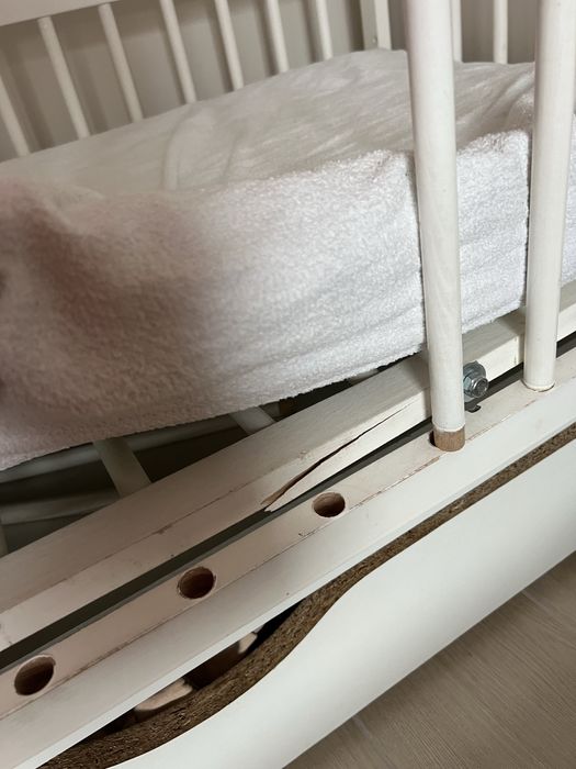 Дитячі ліжечка