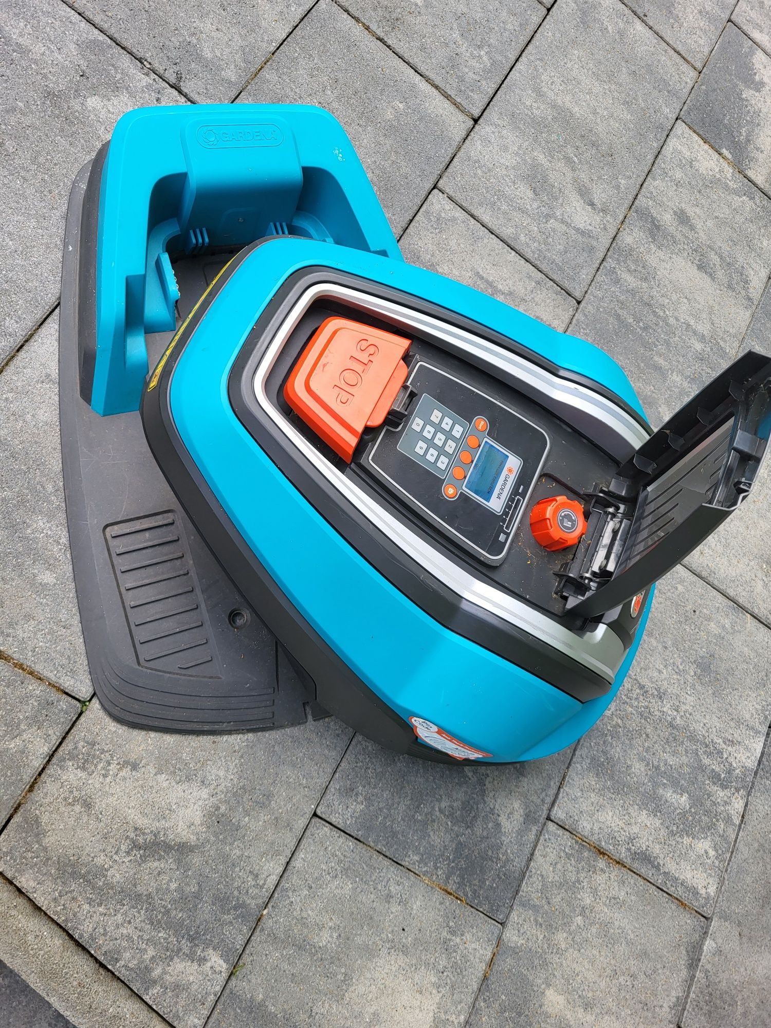 косарка-робот Gardena  R45Li.закодована.