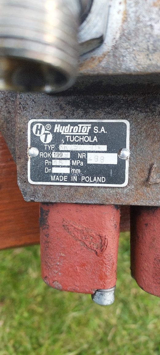 Rozdzielacz hydrauliczny