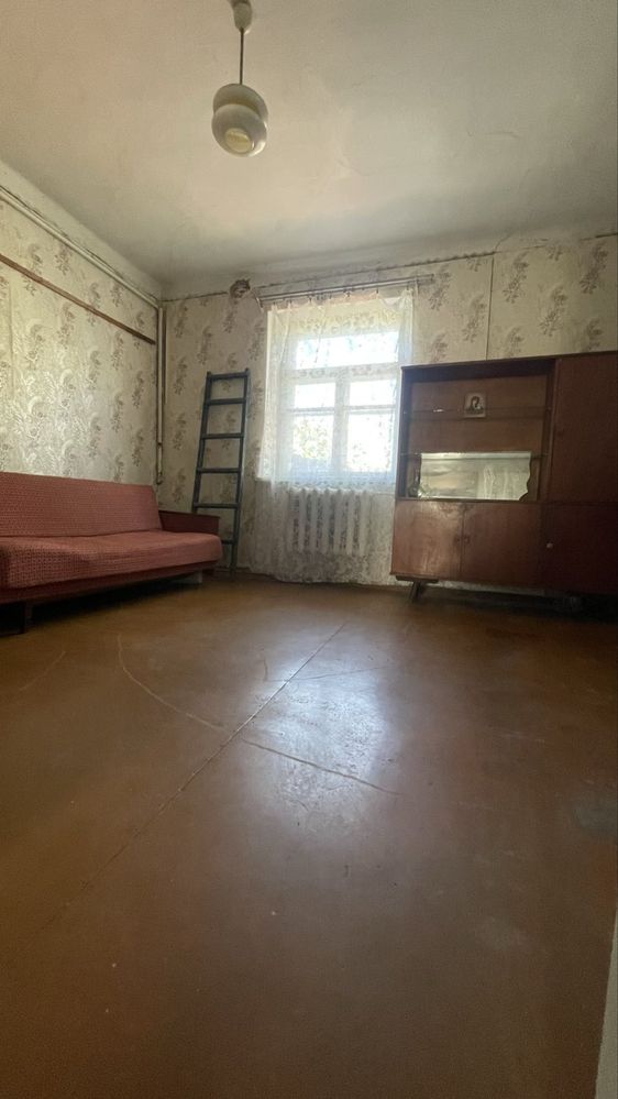 Продається будинок в селі Абазівка, Полтавському районі.