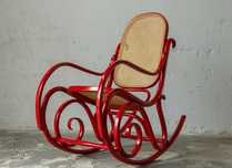 Fotel bujany czerwony rattanowy thonet vintage antyk