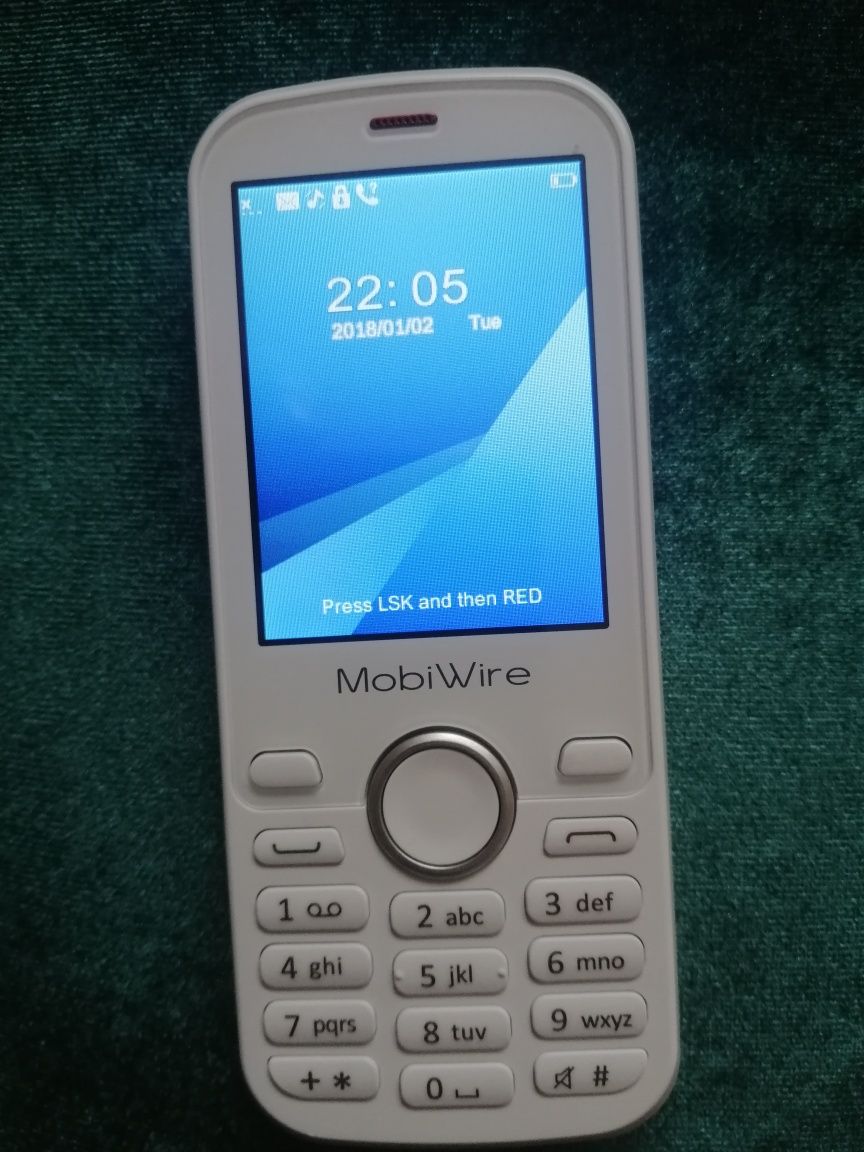 Мобильный кнопочный телефон Mobil Wire