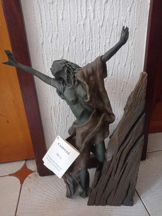 Escultura feita à mão, em bronze (em bom estado)