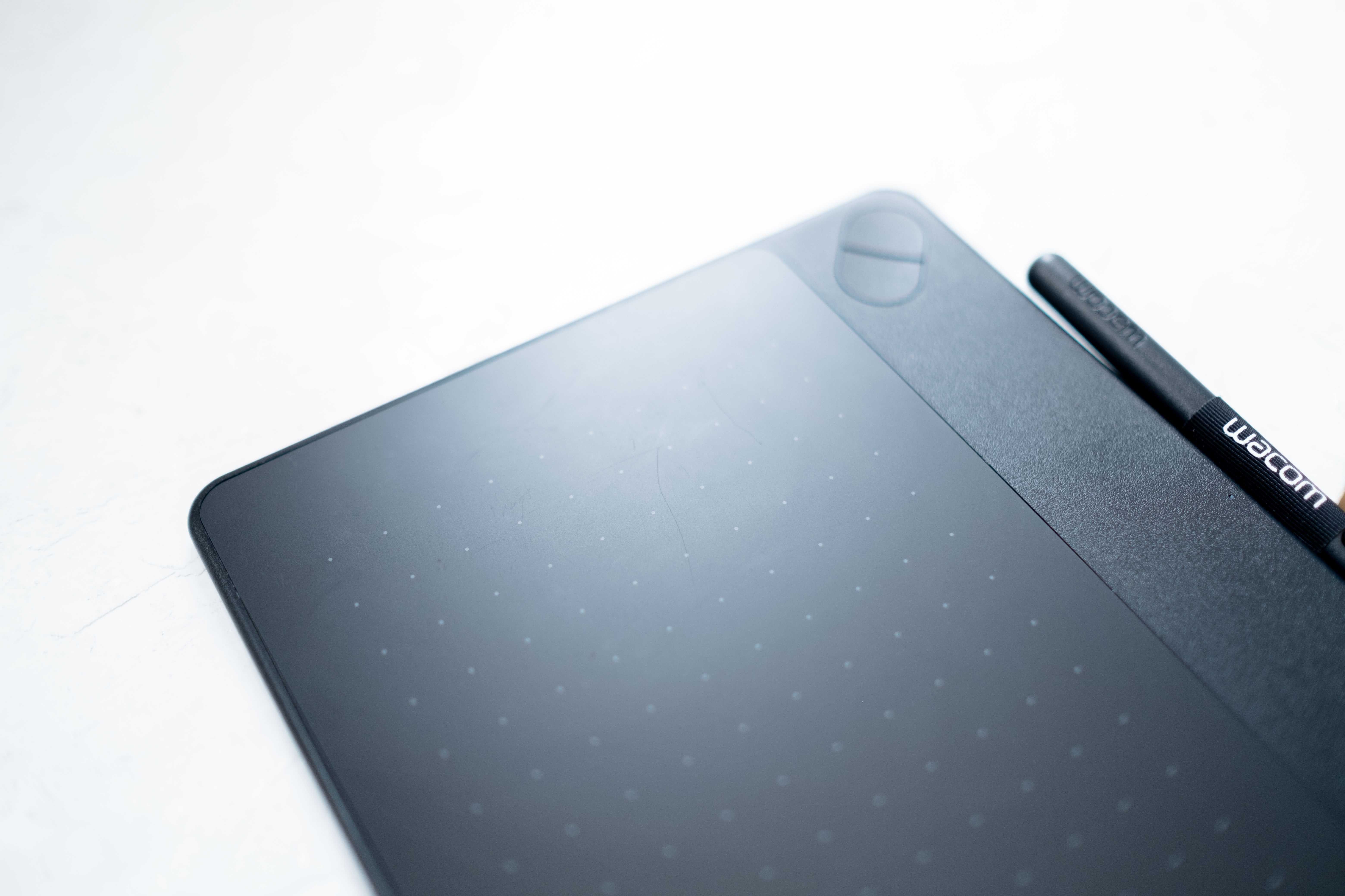 Графічний планшет Wacom Intuos Art S CTH-490