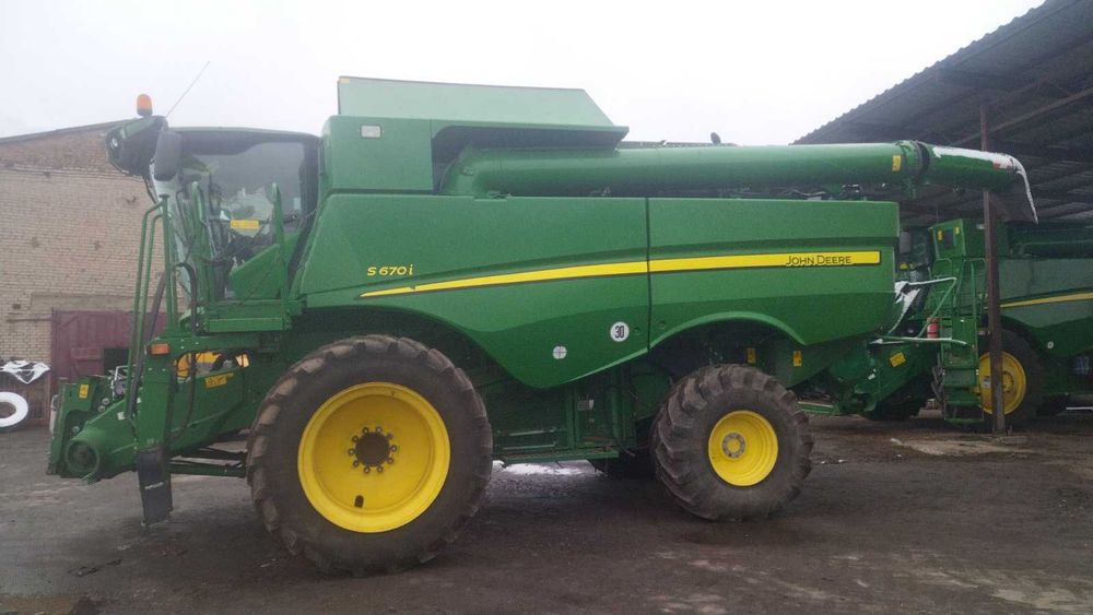 Комбаєн джондір S670I