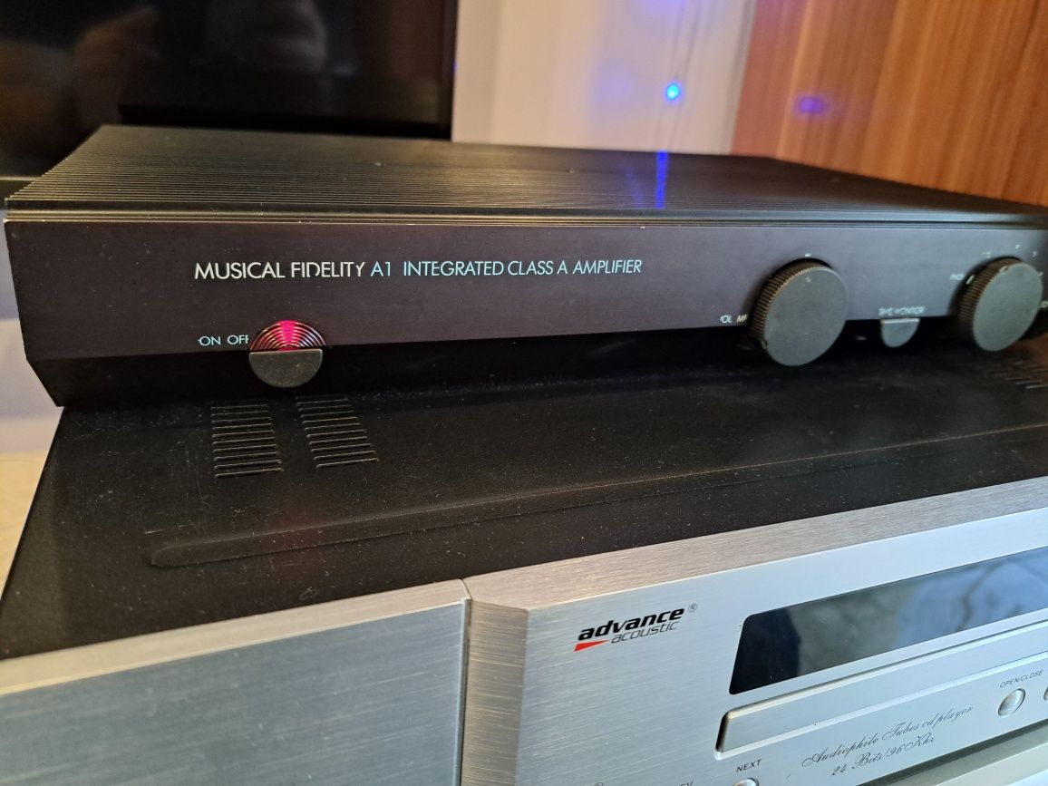 Musical fidelity A1 wzmacniacz stereo klasy A czarny