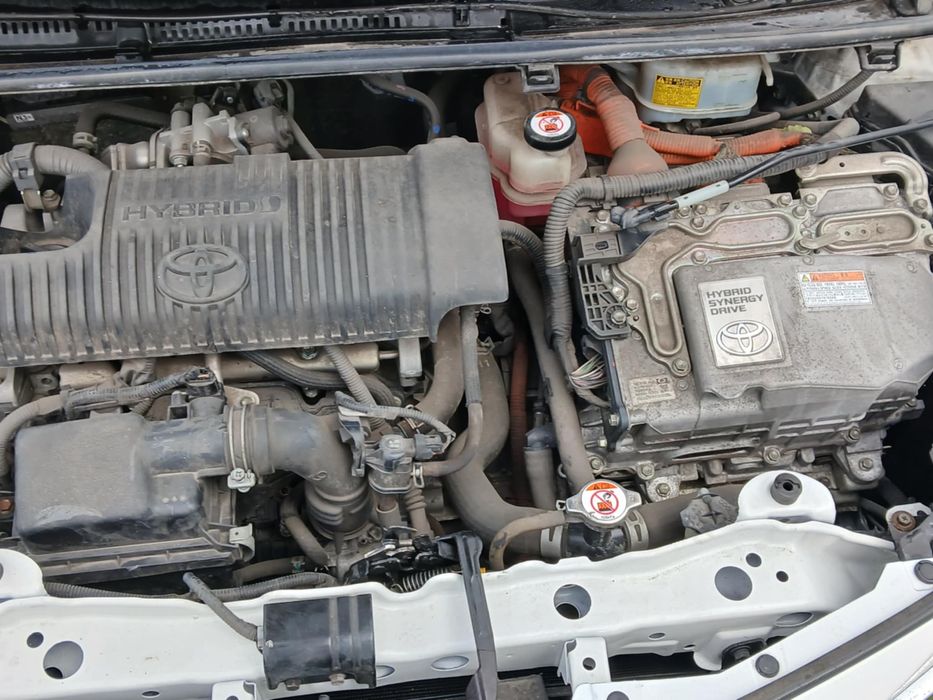 Toyota Yaris 1,5 HYBRID automat 5 drzwi niski przebieg serwisowana