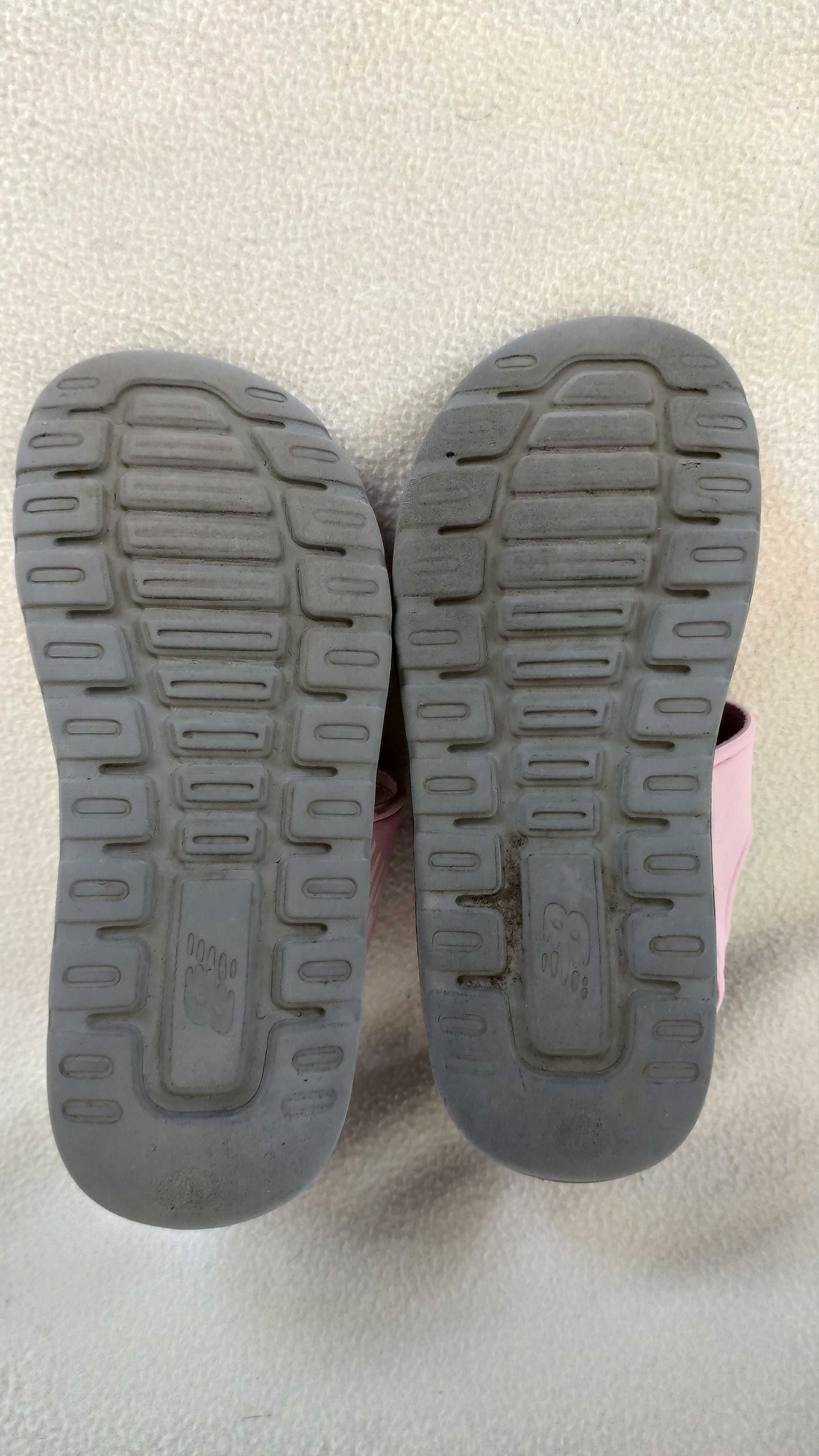 New Balance sandały dziecięce dziewczynka rozm. 30