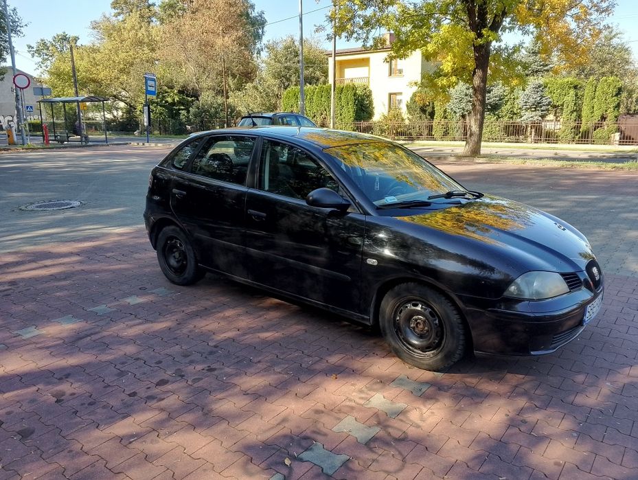 Seat Ibiza 1.4 rok 2003 sprzedam