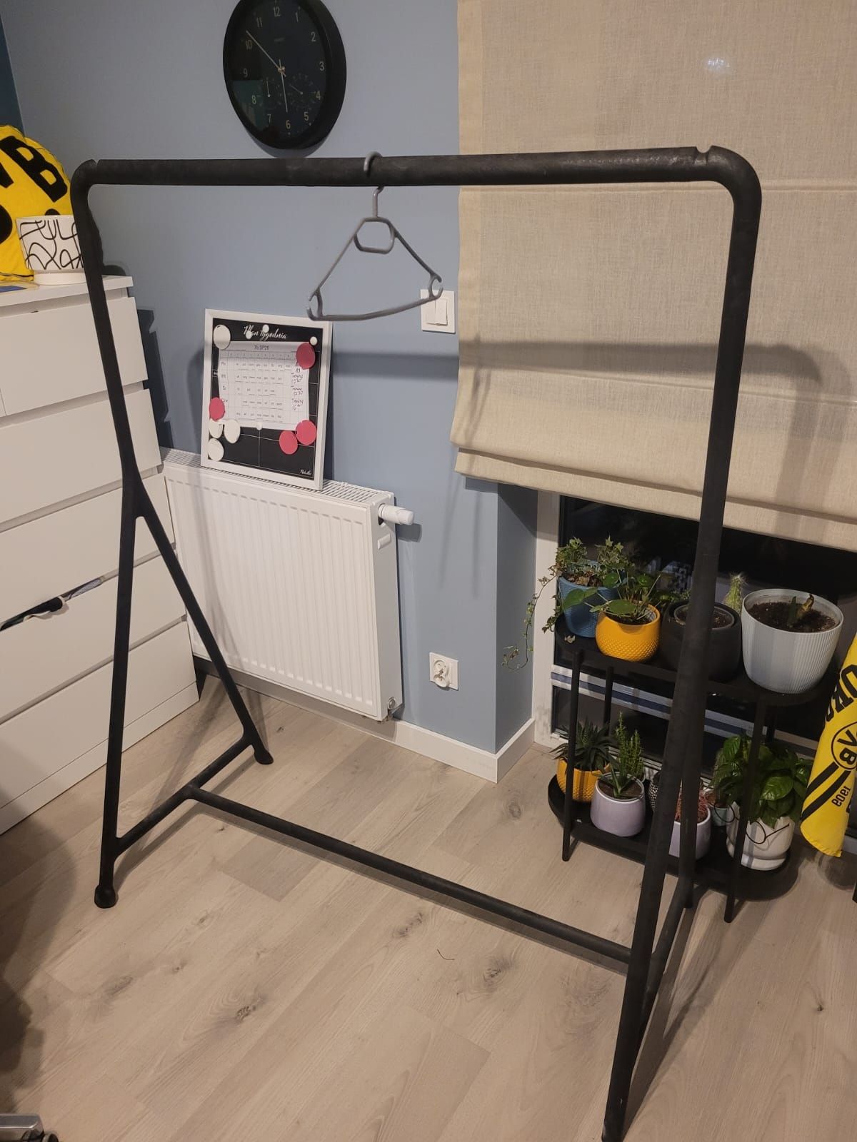 Wieszak na ubrania Ikea 116 cm szerokości