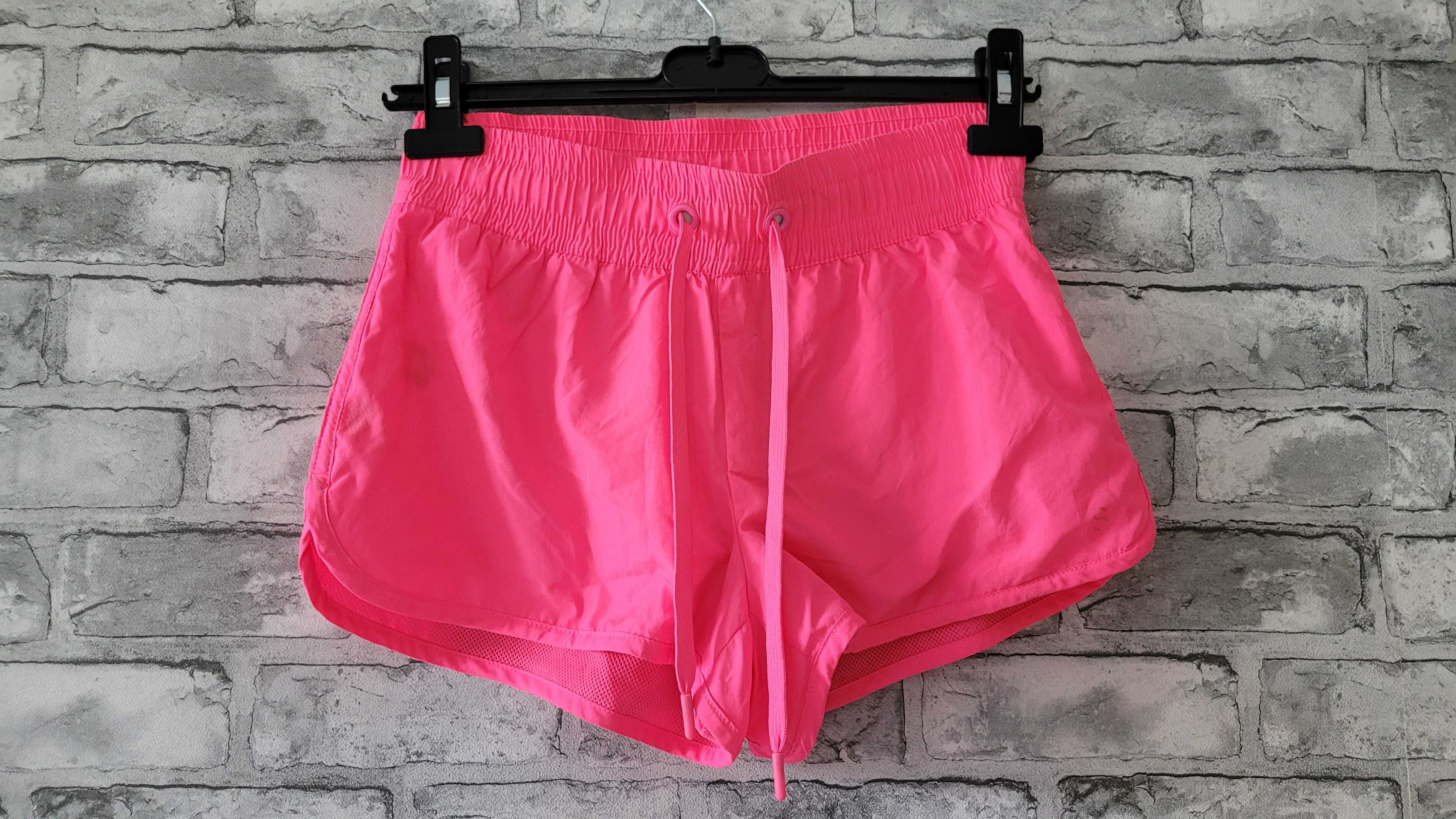 Szorty dla nastolatki w różowym jaskrawym kolorze H&M