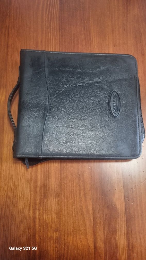 Mala para 200 CDs
