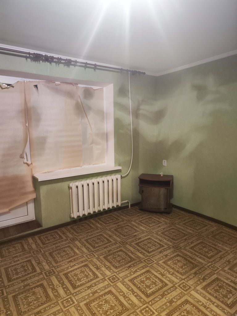 Продаю 2к/кв Соляные Гвардейская 8/9 кирп 54/31/9, мебель,27000