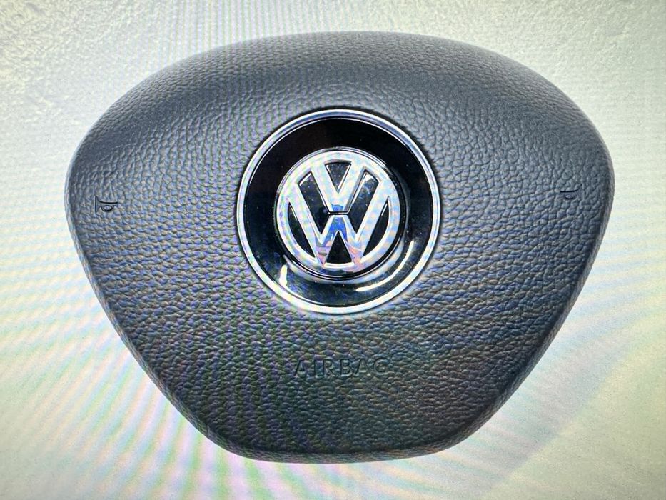 Панель торпеда консоль для Caddy 2016-2022р