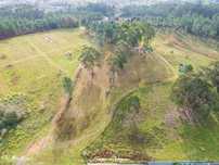 Vendo 5.000.00 ou mais area de terreno plano ideal para armazens.