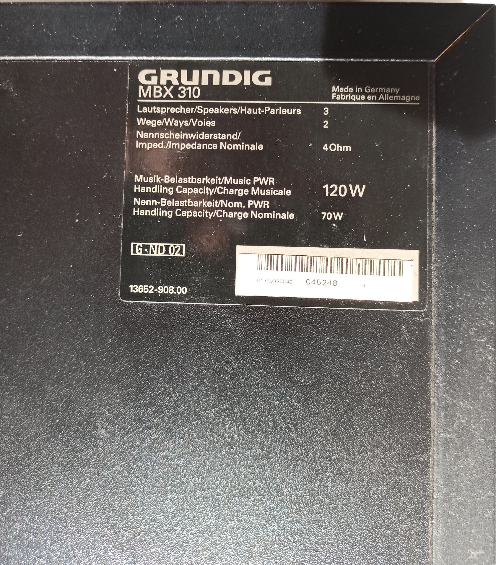 Colunas de som da Marca Grundig