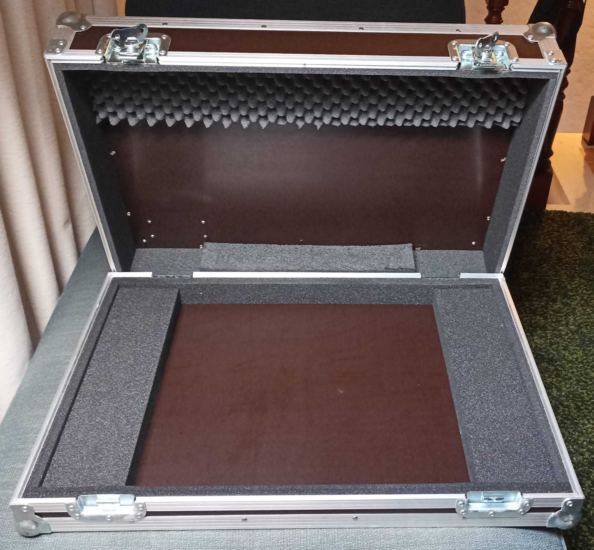 Flightcase para mesa de mistura Allen & Heath ZED-R16