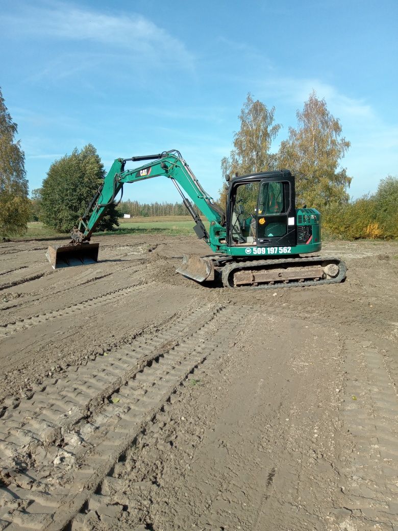 Roboty ziemne, niwelacja, wykopy, koparka koparko ładowarka