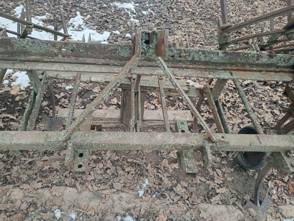 Продам культиватор до трактора Т-40