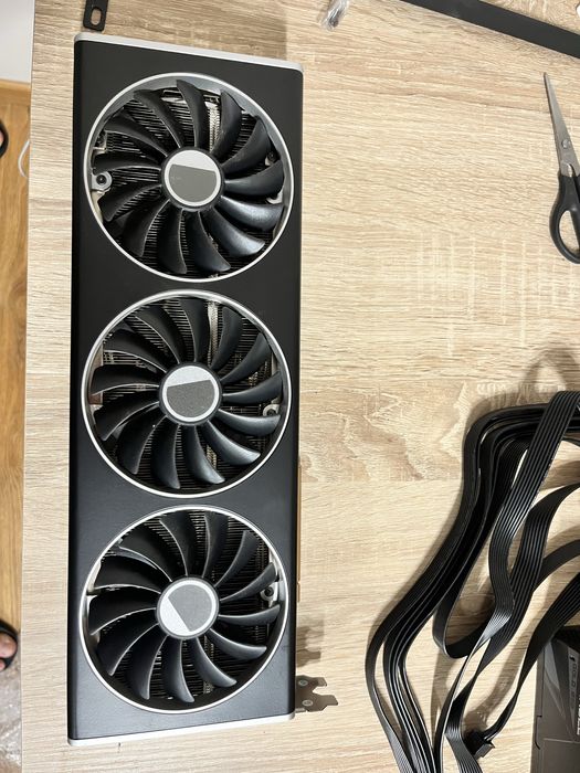Karta graficzna XFX radeon RX 7900 XTX MERC310 24GB JAK NOWA:)