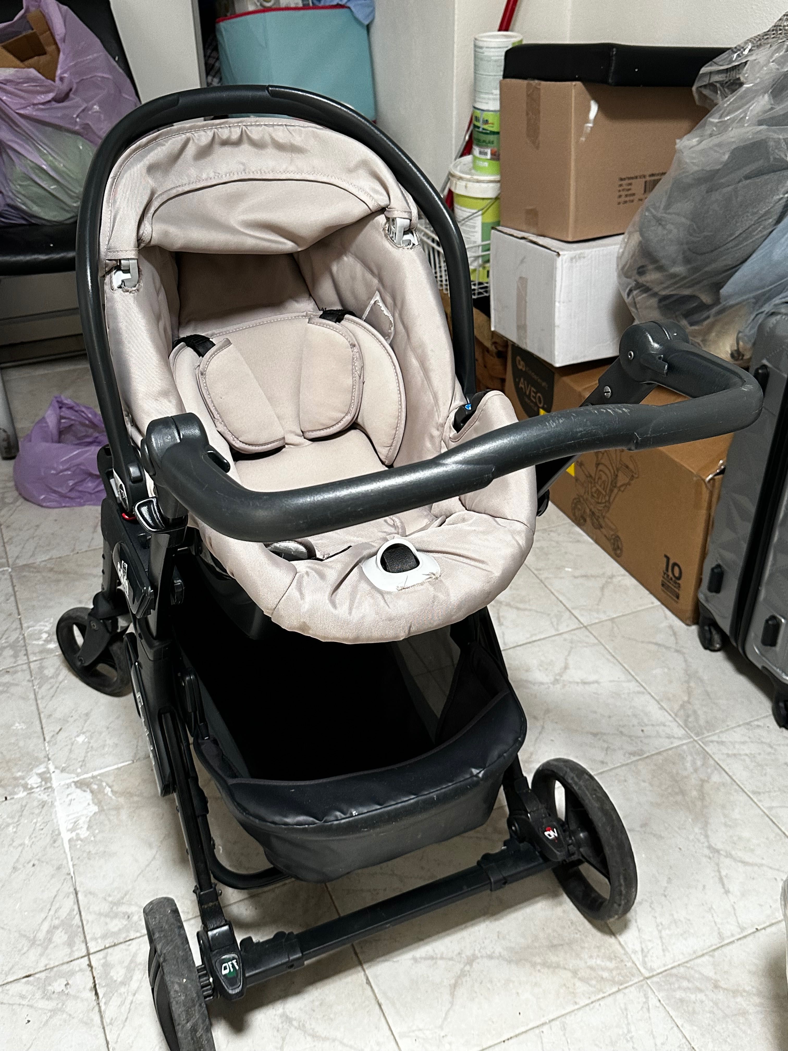 carrinho de bebé