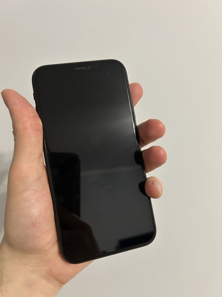 Apple Iphone XR 64 GB Black Neverlocked