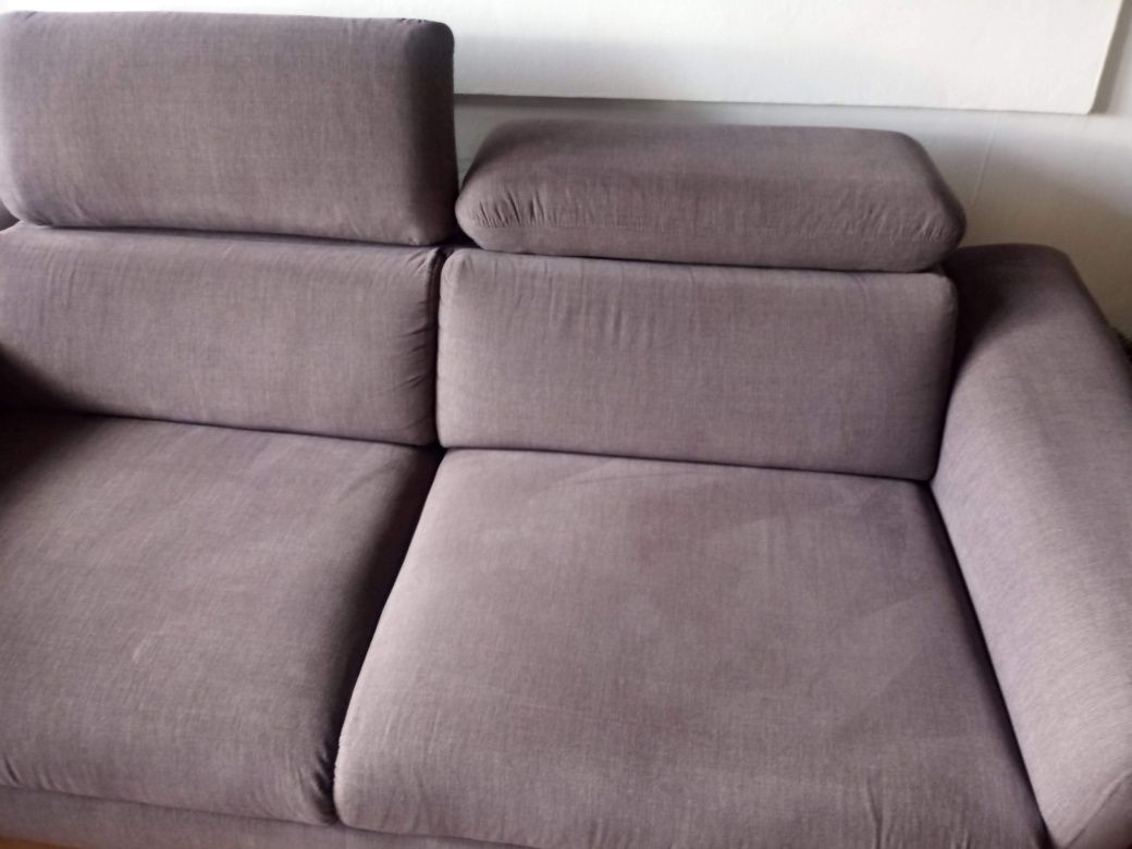 sofa z zagłówkiem