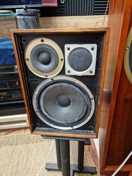 Colunas wharfedale denton 3