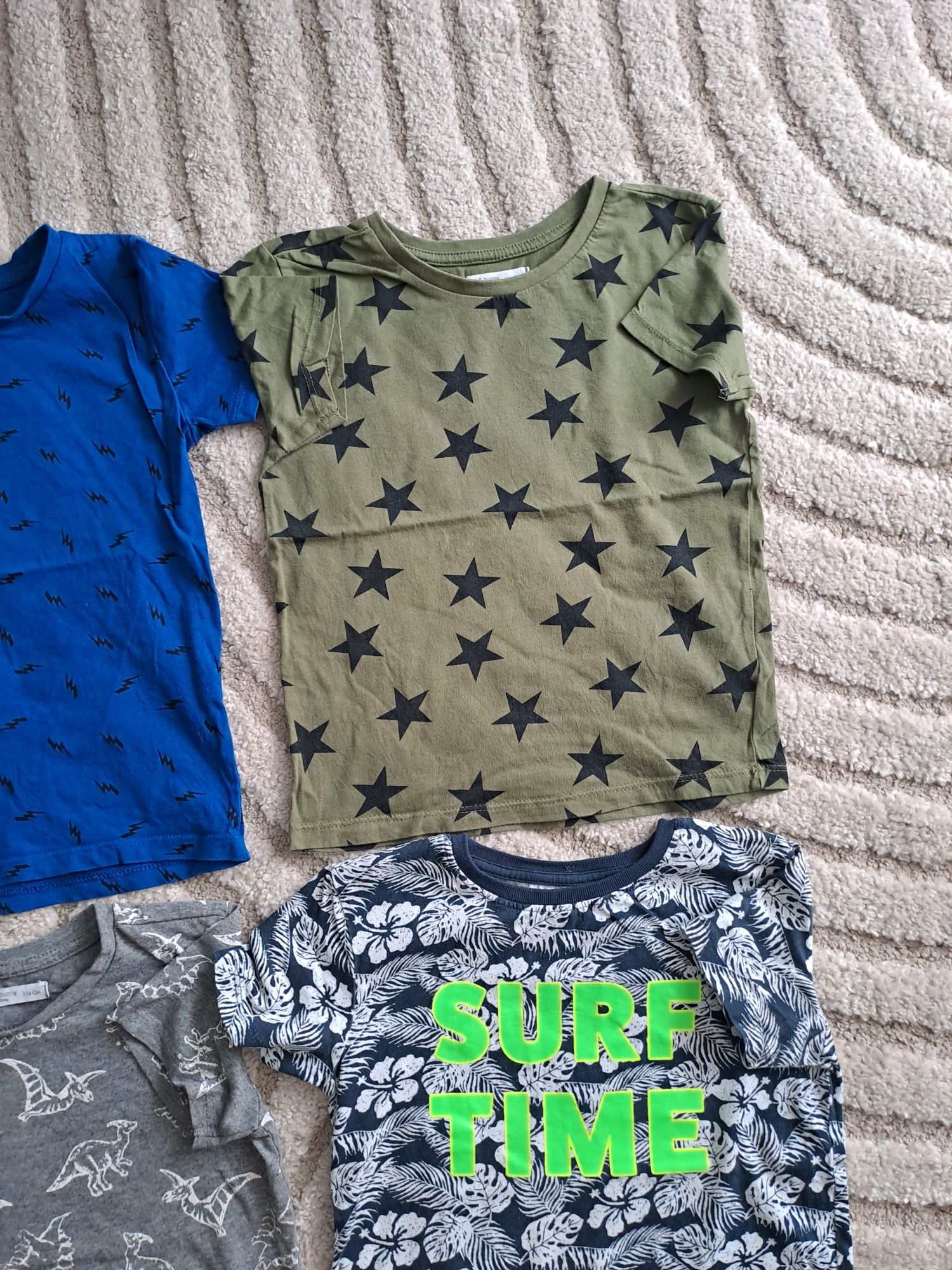 Zestaw 4 t-shirtów Sinsay 116