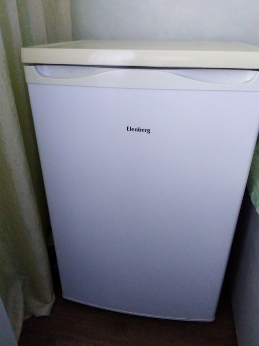 Продам морозильну камеру Elenberg