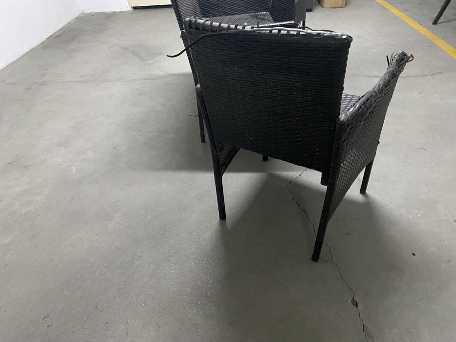 Mobilia de exterior com uso