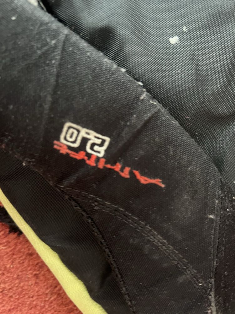 JanSport plecak z pokrowcem