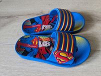 Klapki na basen Superman długość 19 cm