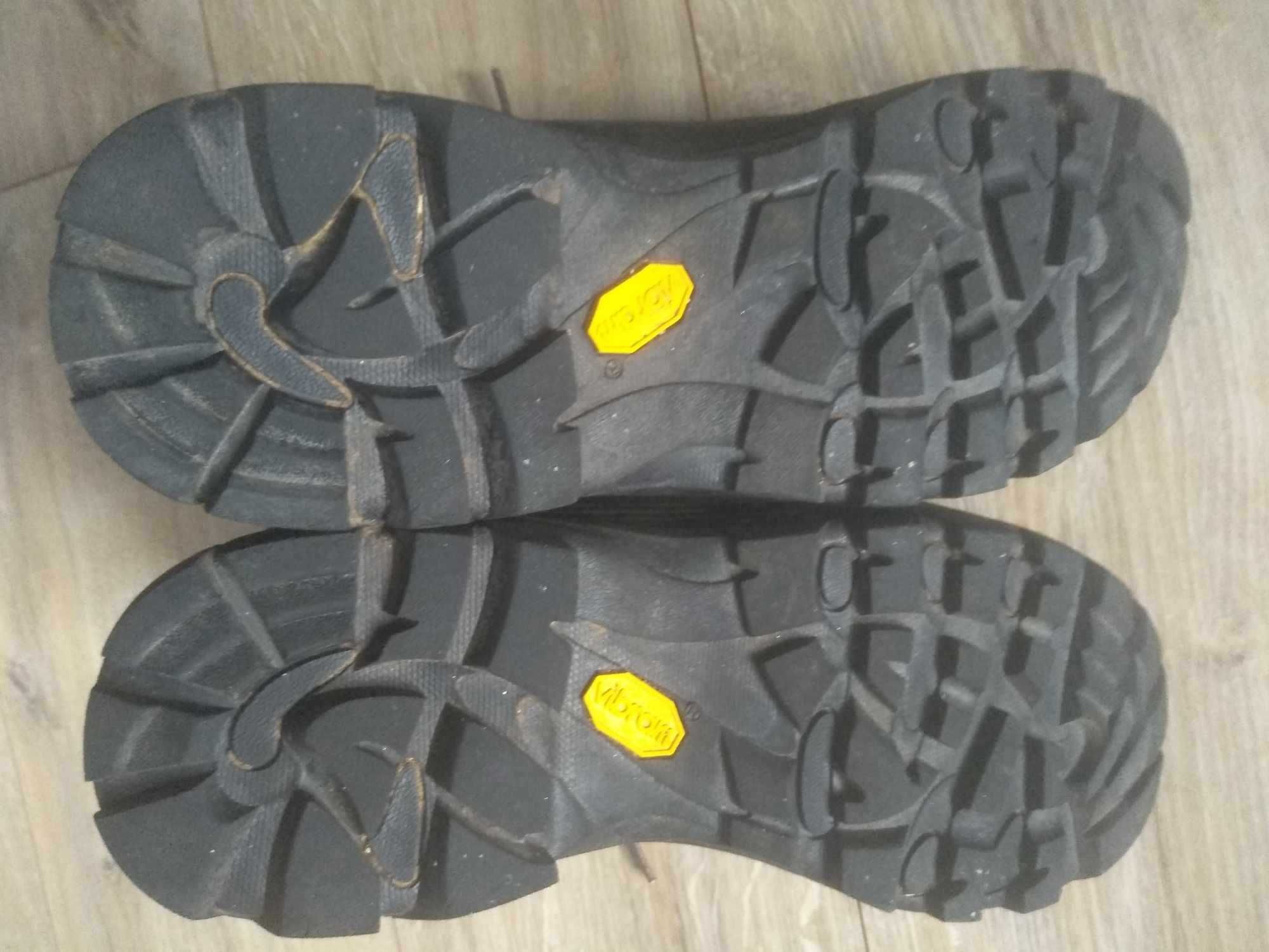 Crispi Besseggen GT buty trekkingowe 40 z membraną Gore Tex