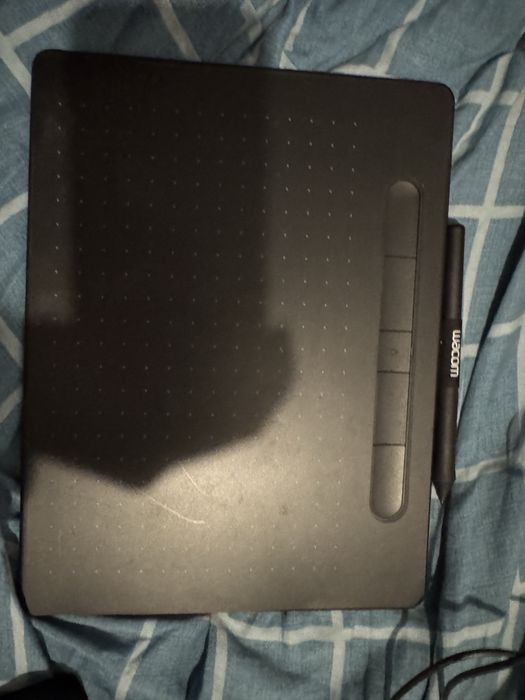 Wacom intuos M medium графічний планшет