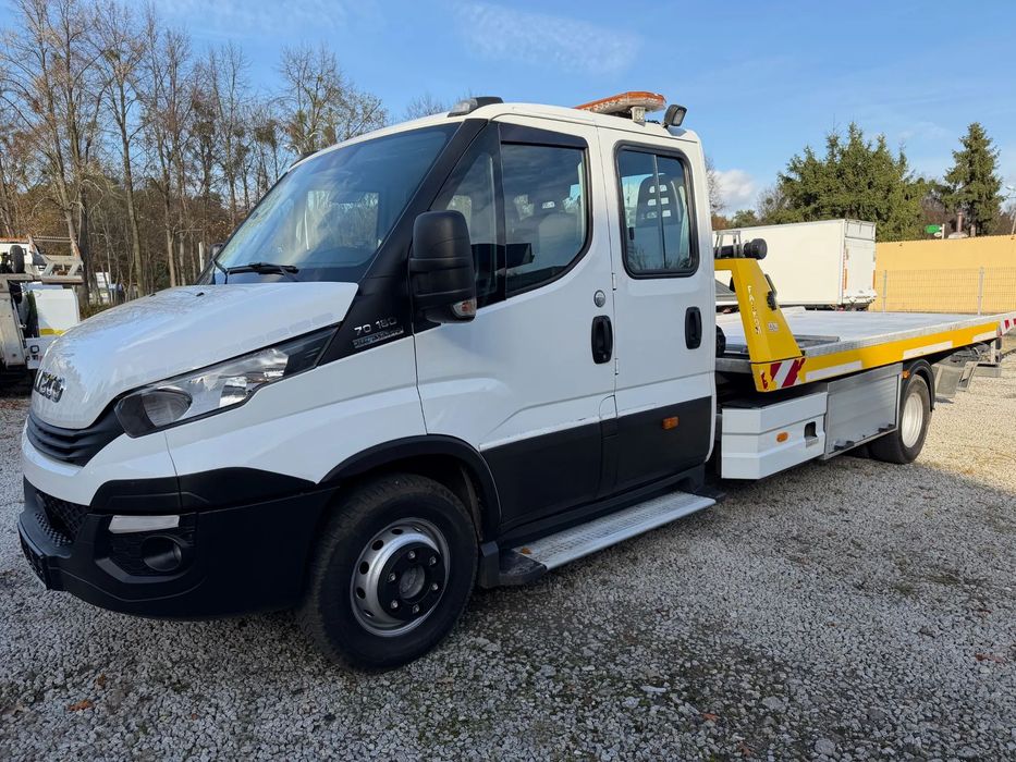Iveco Daily 70C18 Pomoc drogowa Laweta 2019r Hi-Matic  Płyta hydrauliczna FALKOM, Automatyczna skrzynia biegów Hi-Matic
