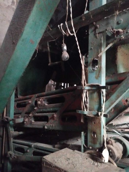 Овс 25 повністю робочий стан з кількома комплекти в решет