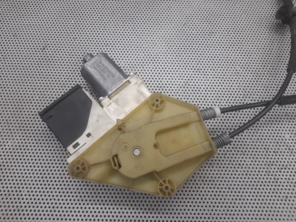 Elevador vidros trás esquerdo RENAULT Megane III Grandtour (KZ0/1)